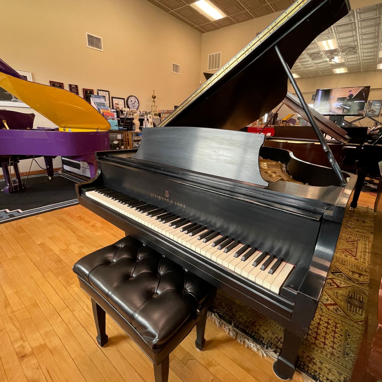 Steinway M Grand Piano M 5’7”  Satin Ebony