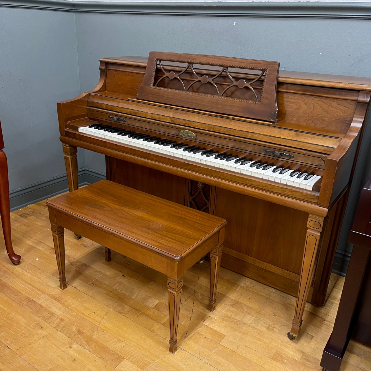 Wurlitzer Console Piano 1167313 Console Satin Walnut